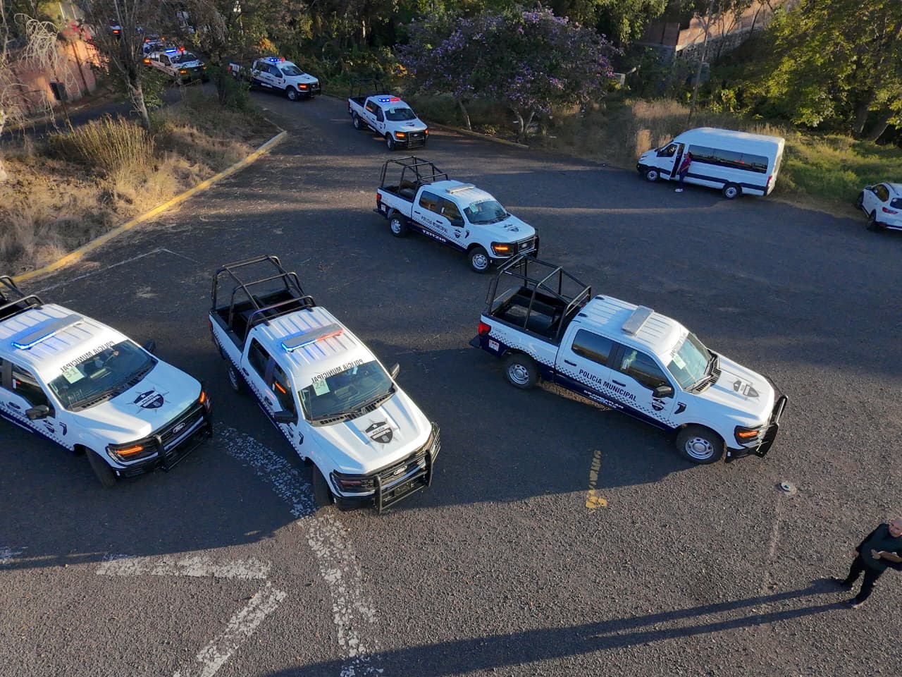 Entregan 62 patrullas para reforzar la seguridad en 35 municipios de ...