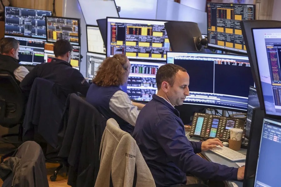 Wall Street cierra mixto con récords históricos en el S&P 500 y el ...